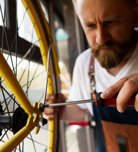 Atelier auto-réparation pédagogique de vélos